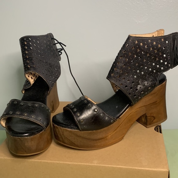 ❌SOLD❌ - Picture 3 of 5